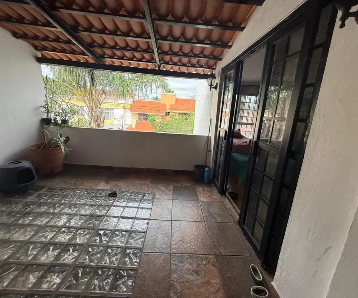 Casa En Venta,Independencia Oriente,Monte Everest 1204, Guadalajara, Jalisco 44340, 4 Habitaciones,4 Baños,Monte Everest,3,p3kRMR1
