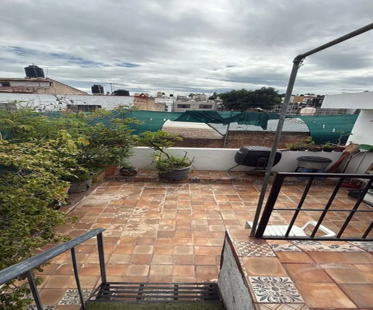 Casa En Venta,Independencia Oriente,Monte Everest 1204, Guadalajara, Jalisco 44340, 4 Habitaciones,4 Baños,Monte Everest,3,p3kRMR1