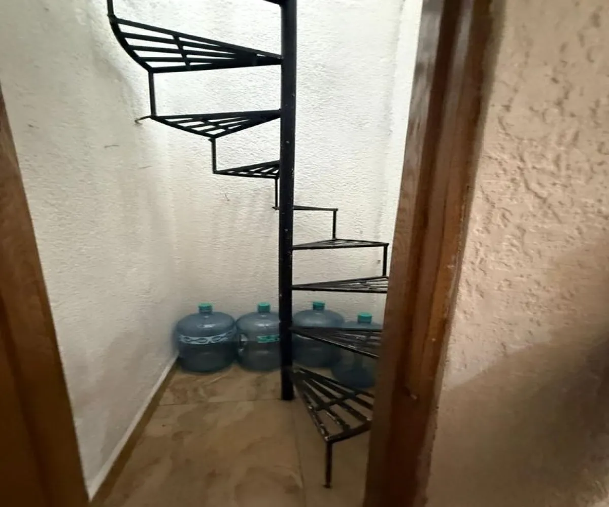 Casa En Venta,Independencia Oriente,Monte Everest 1204, Guadalajara, Jalisco 44340, 4 Habitaciones,4 Baños,Monte Everest,3,p3kRMR1