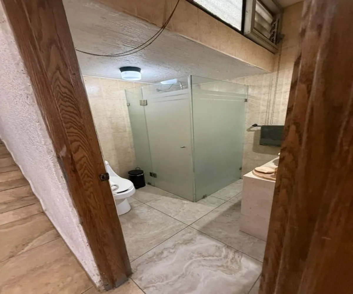 Casa En Venta,Independencia Oriente,Monte Everest 1204, Guadalajara, Jalisco 44340, 4 Habitaciones,4 Baños,Monte Everest,3,p3kRMR1