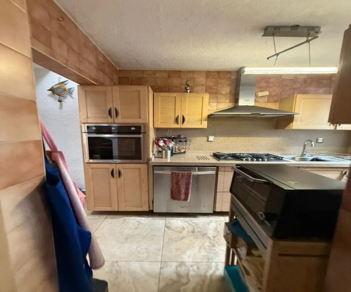 Casa En Venta,Independencia Oriente,Monte Everest 1204, Guadalajara, Jalisco 44340, 4 Habitaciones,4 Baños,Monte Everest,3,p3kRMR1