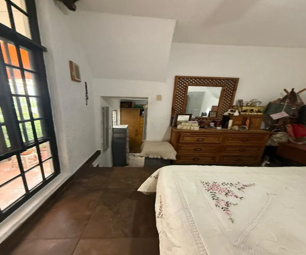 Casa En Venta,Independencia Oriente,Monte Everest 1204, Guadalajara, Jalisco 44340, 4 Habitaciones,4 Baños,Monte Everest,3,p3kRMR1