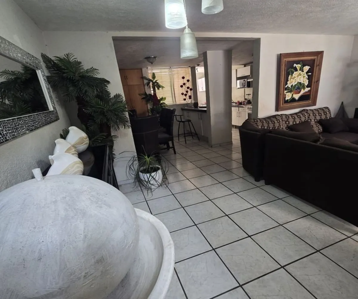 Casa En Venta,Valle de La Misericordia,Calle Tiburon 130, San Pedro Tlaquepaque, Jalisco 45655, 3 Habitaciones,2 Baños,Calle Tiburon,2,p5LC1I4