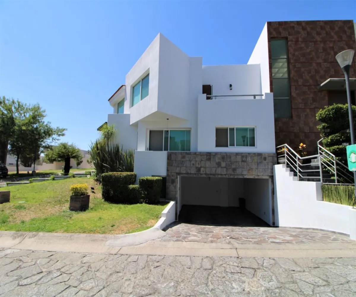 Casa En Venta,Las Cumbres,De Los Pirineos 14128, Zapopan, Jalisco 45110, 4 Habitaciones,4 Baños,De Los Pirineos,3,p6ZPveB