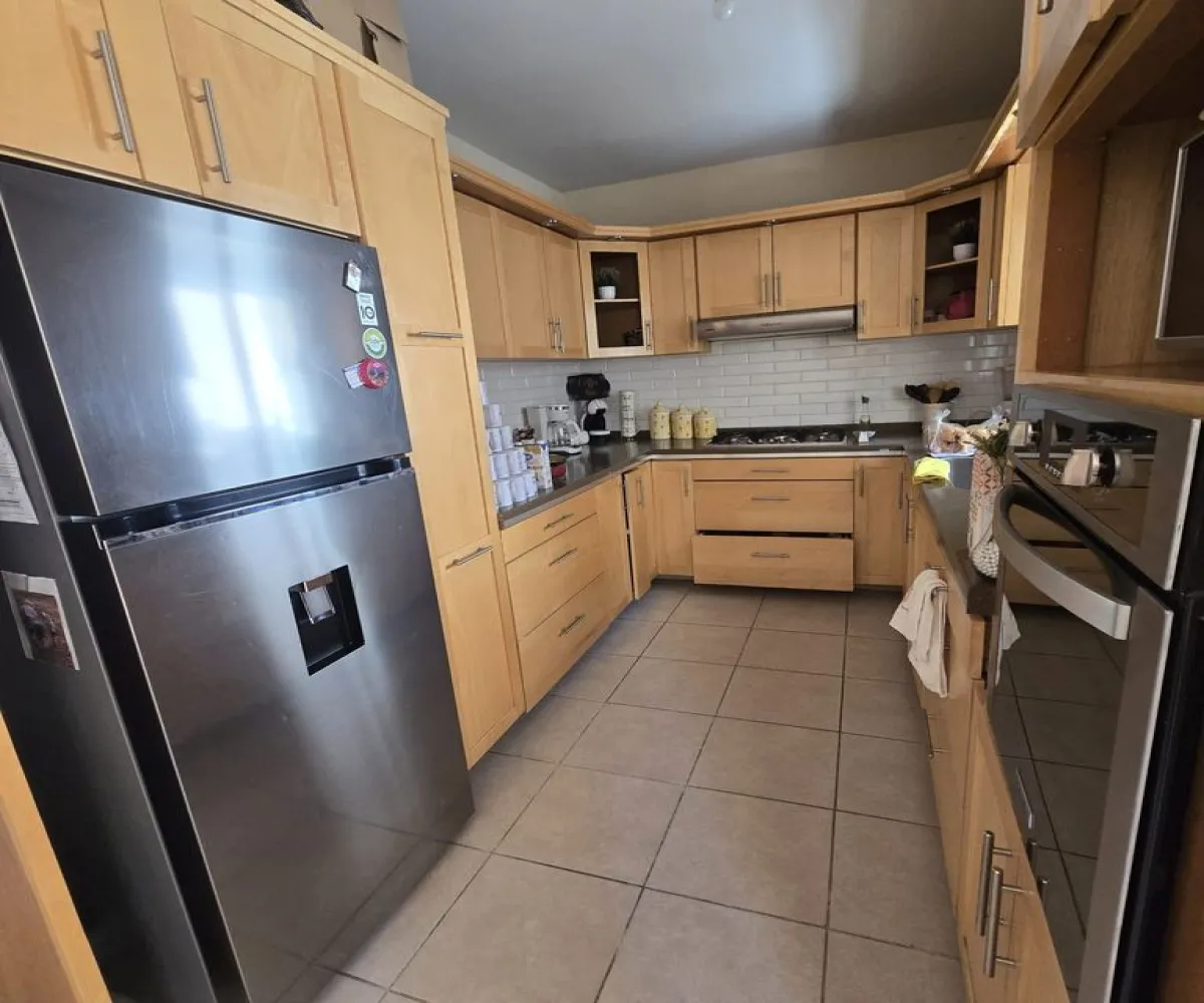 Casa En Venta,Alta California,Boulevard Alta California 1221, Tlajomulco de Zúñiga, Jalisco 45650, 3 Habitaciones,2 Baños,Boulevard Alta California,1,p9Mh2tA