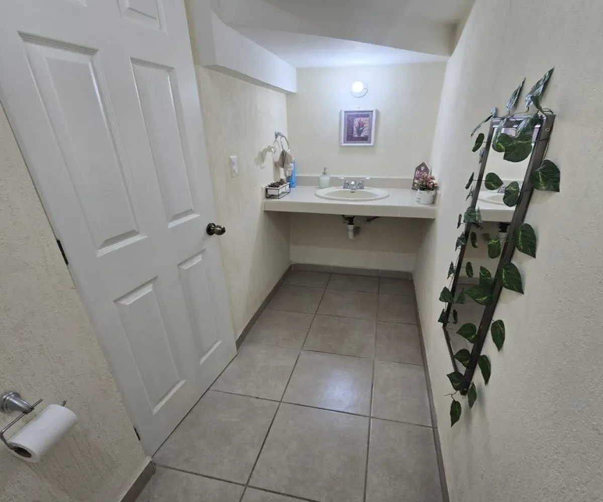 Casa En Venta,Alta California,Boulevard Alta California 1221, Tlajomulco de Zúñiga, Jalisco 45650, 3 Habitaciones,2 Baños,Boulevard Alta California,1,p9Mh2tA