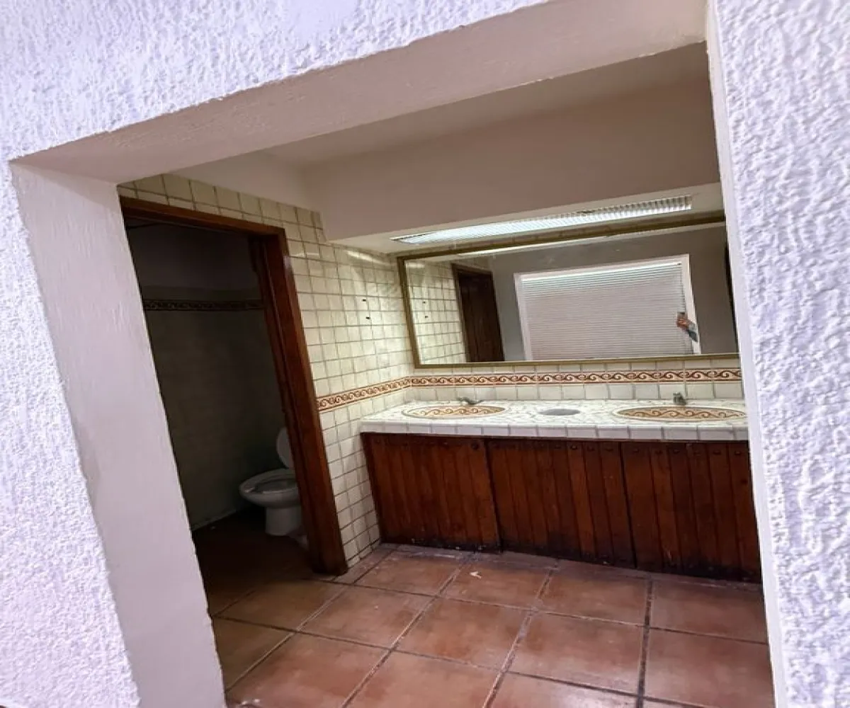 Local En Renta,8 de julio,Calle Gorrión 1234, Guadalajara, Jalisco 44910,2 Baños,Calle Gorrión,1,pXicTXT