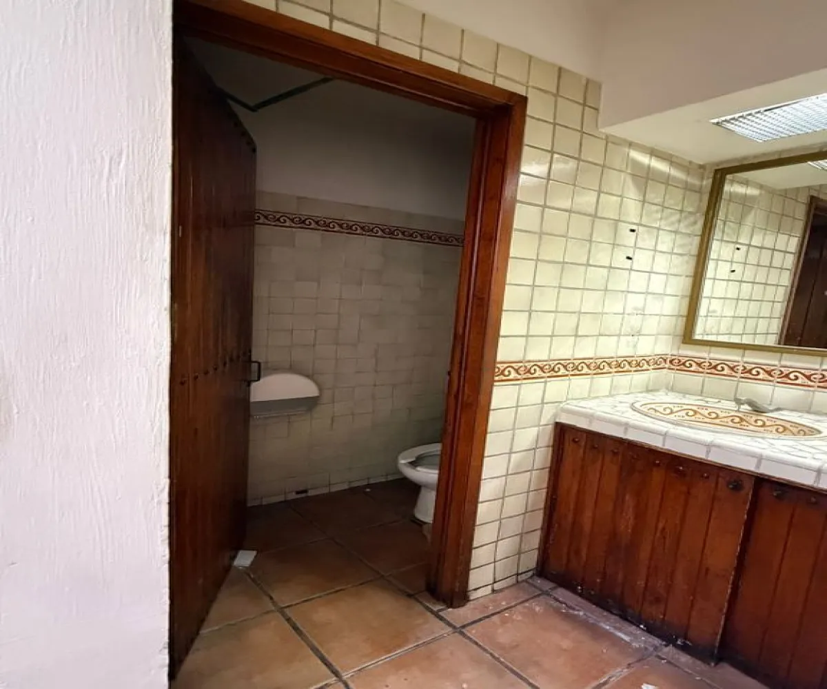 Local En Renta,8 de julio,Calle Gorrión 1234, Guadalajara, Jalisco 44910,2 Baños,Calle Gorrión,1,pXicTXT