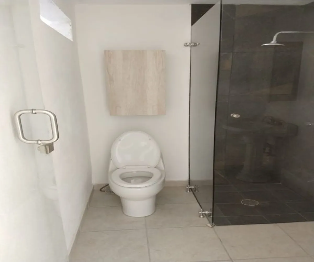 Edificio En Venta,Jardines del Valle,Avenida Acueducto 2746, Zapopan, Jalisco 45138, 3 Habitaciones,3 Baños,Avenida Acueducto,1,piQi3lT