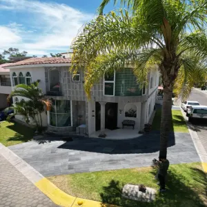 Casa En Venta,Virreyes,Avenida Naciones Unidas S/N, Zapopan, Jalisco 45110, 5 Habitaciones,4 Baños,Avenida Naciones Unidas,1,piloVhI