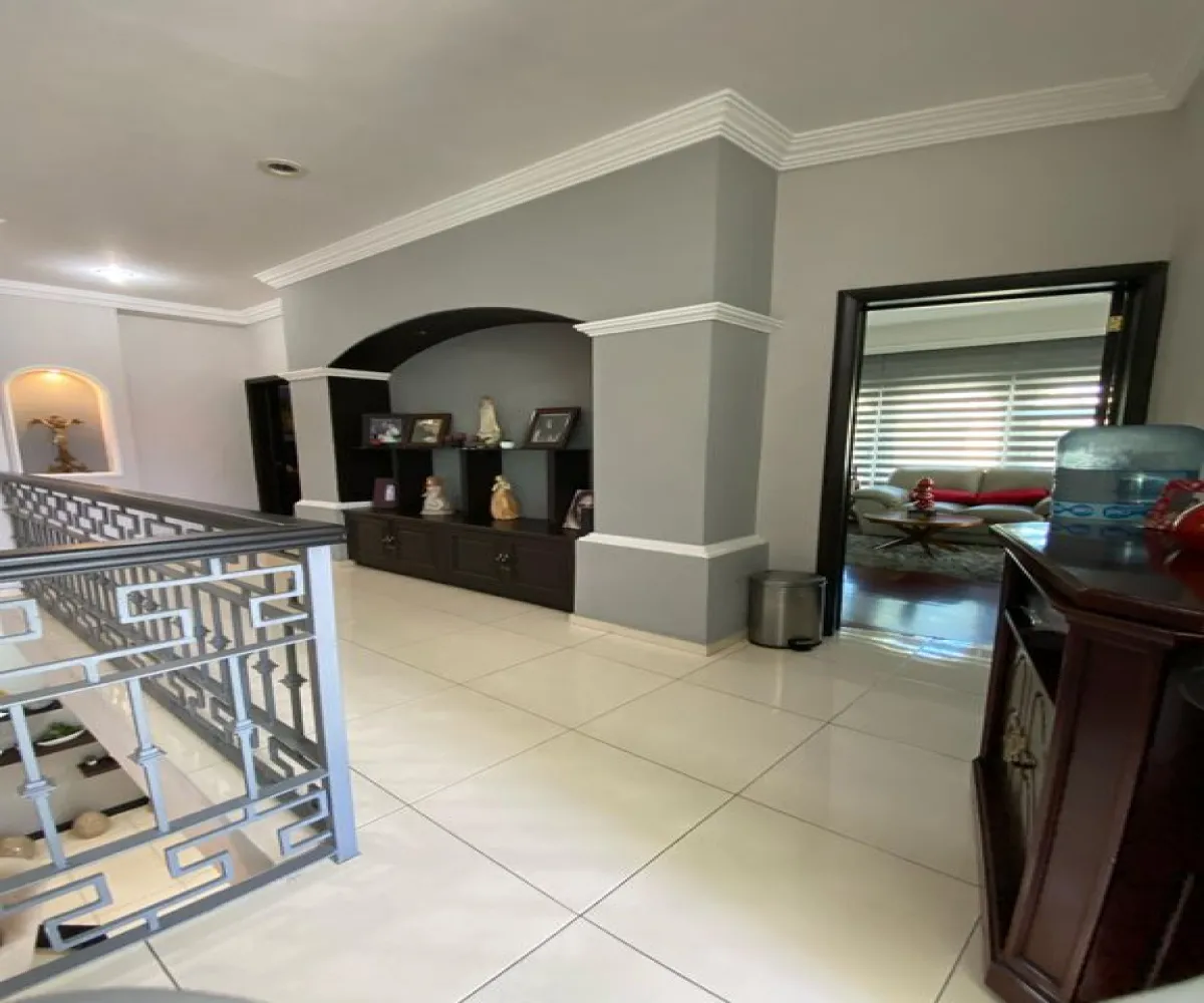 Casa En Venta,Virreyes,Avenida Naciones Unidas S/N, Zapopan, Jalisco 45110, 5 Habitaciones,4 Baños,Avenida Naciones Unidas,1,piloVhI