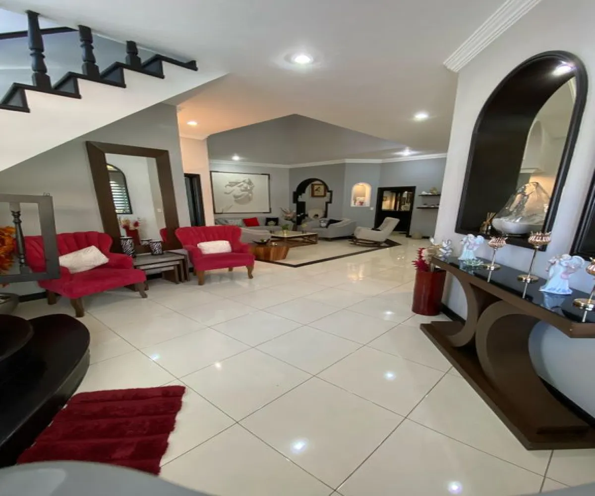 Casa En Venta,Virreyes,Avenida Naciones Unidas S/N, Zapopan, Jalisco 45110, 5 Habitaciones,4 Baños,Avenida Naciones Unidas,1,piloVhI