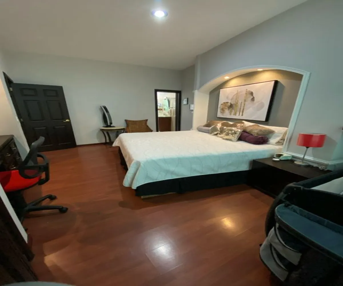 Casa En Venta,Virreyes,Avenida Naciones Unidas S/N, Zapopan, Jalisco 45110, 5 Habitaciones,4 Baños,Avenida Naciones Unidas,1,piloVhI