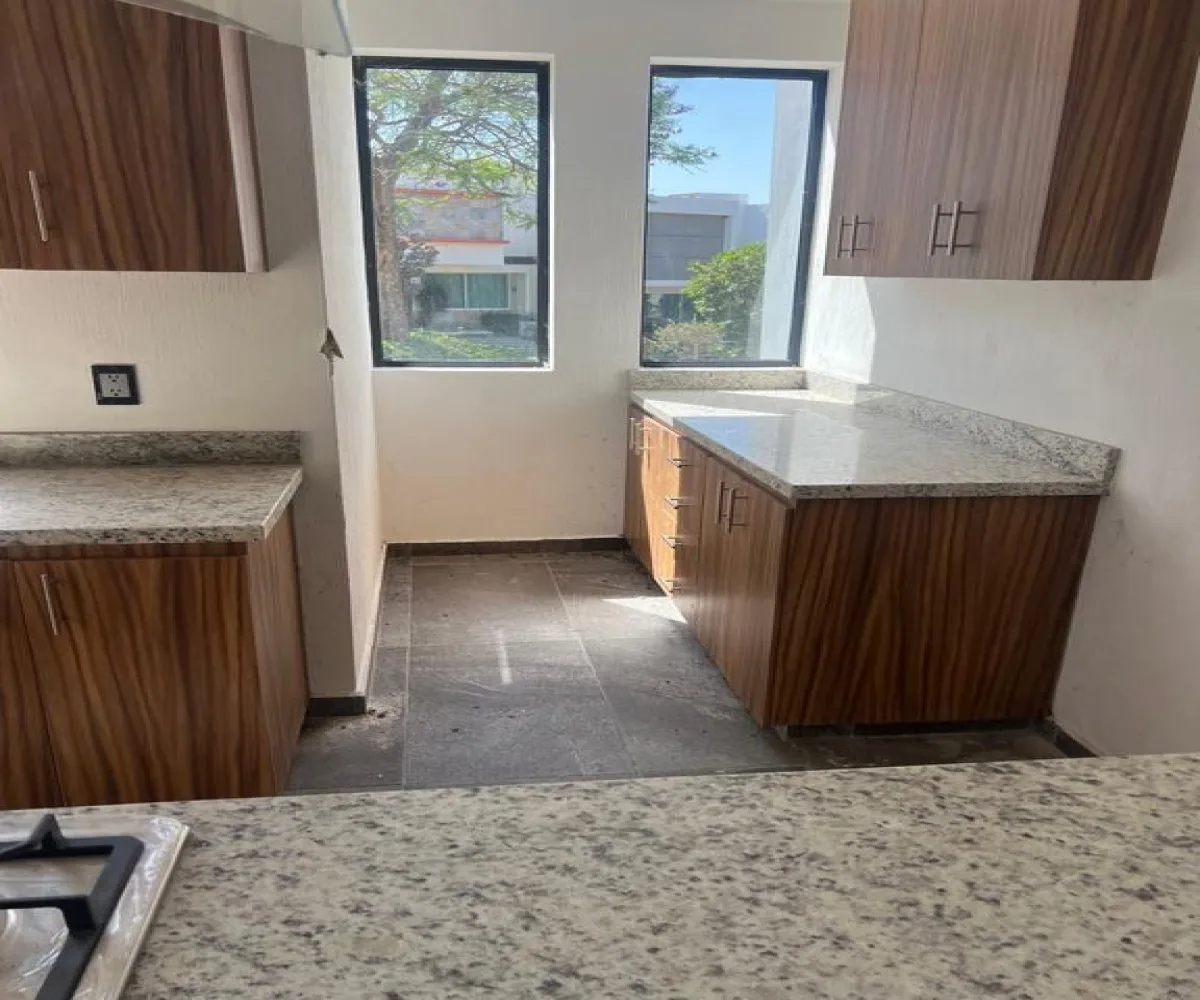 Casa En Venta,Monte verde,arbolerdas 73 196, Tlajomulco de Zúñiga, Jalisco 45640, 4 Habitaciones,3 Baños,arbolerdas ,1,plUcaqG