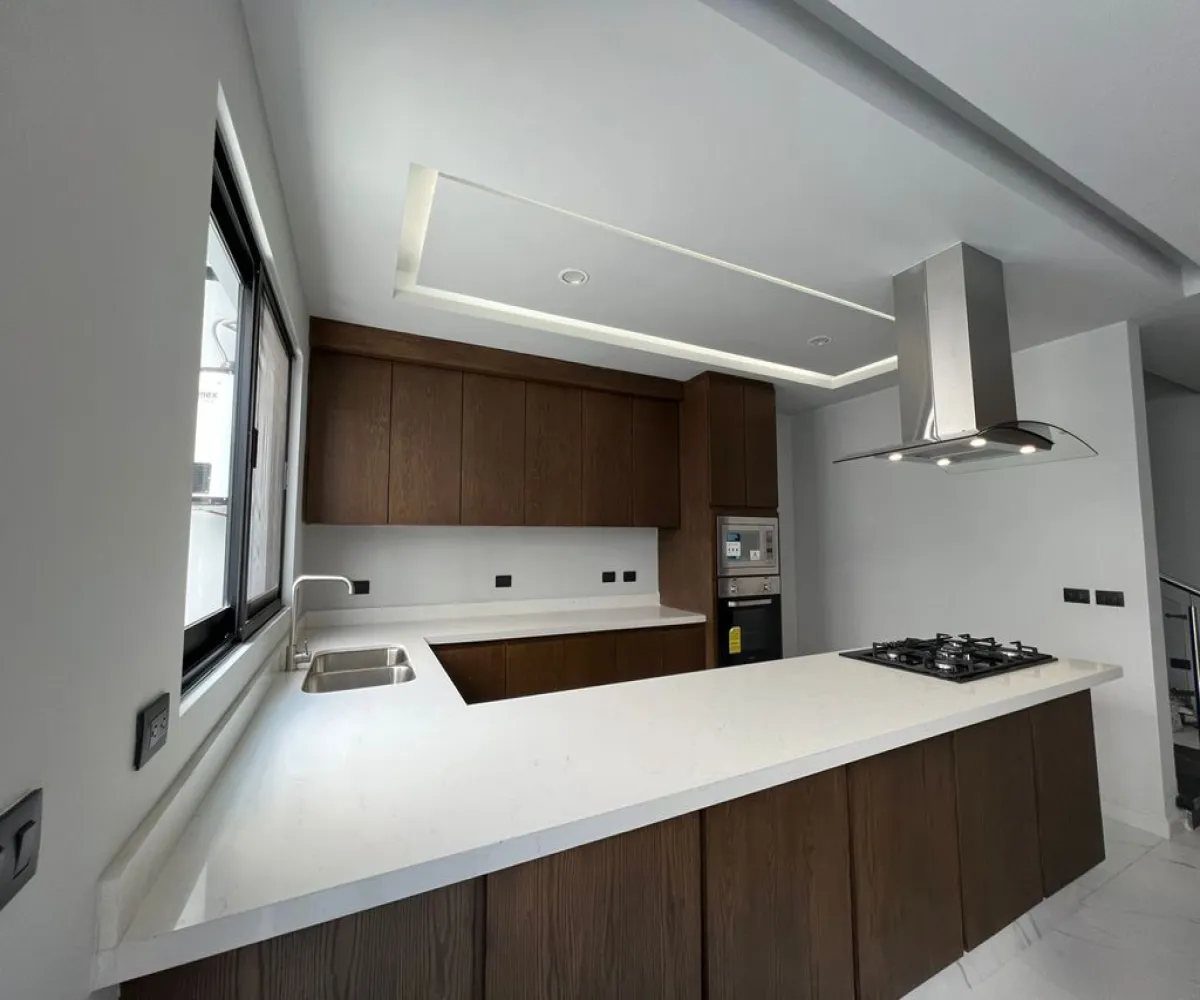 Casa En Venta,Altavista,Altavista Poniente 303, Zapopan, Jalisco 45134, 4 Habitaciones,3 Baños,Altavista Poniente,1,pr7vG9W