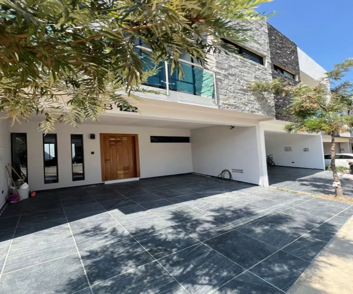 Casa En Venta,Altavista,Altavista Poniente 303, Zapopan, Jalisco 45134, 4 Habitaciones,3 Baños,Altavista Poniente,1,pr7vG9W