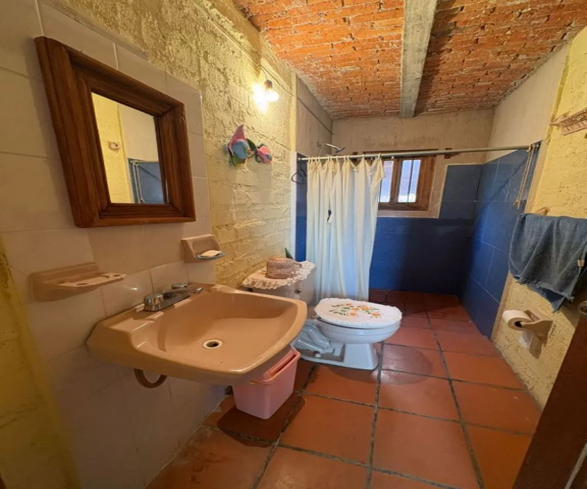 Casa En Venta,Jocotepec,Guadalajara-Morelia 502, Jocotepec, Jalisco 45800, 3 Habitaciones,2 Baños,Guadalajara-Morelia,1,prcHHpd