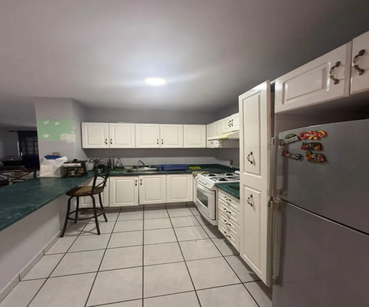Casa En Venta,Tabachines,Paseo de Las Secoyas 1305, Zapopan, Jalisco 45188, 1 Cuarto,1 Baño,Paseo de Las Secoyas,1,pvpbmvI
