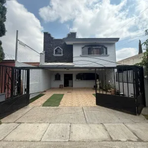 Casa En Venta,Tabachines,Paseo de Las Secoyas 1305, Zapopan, Jalisco 45188, 1 Cuarto,1 Baño,Paseo de Las Secoyas,1,pvpbmvI