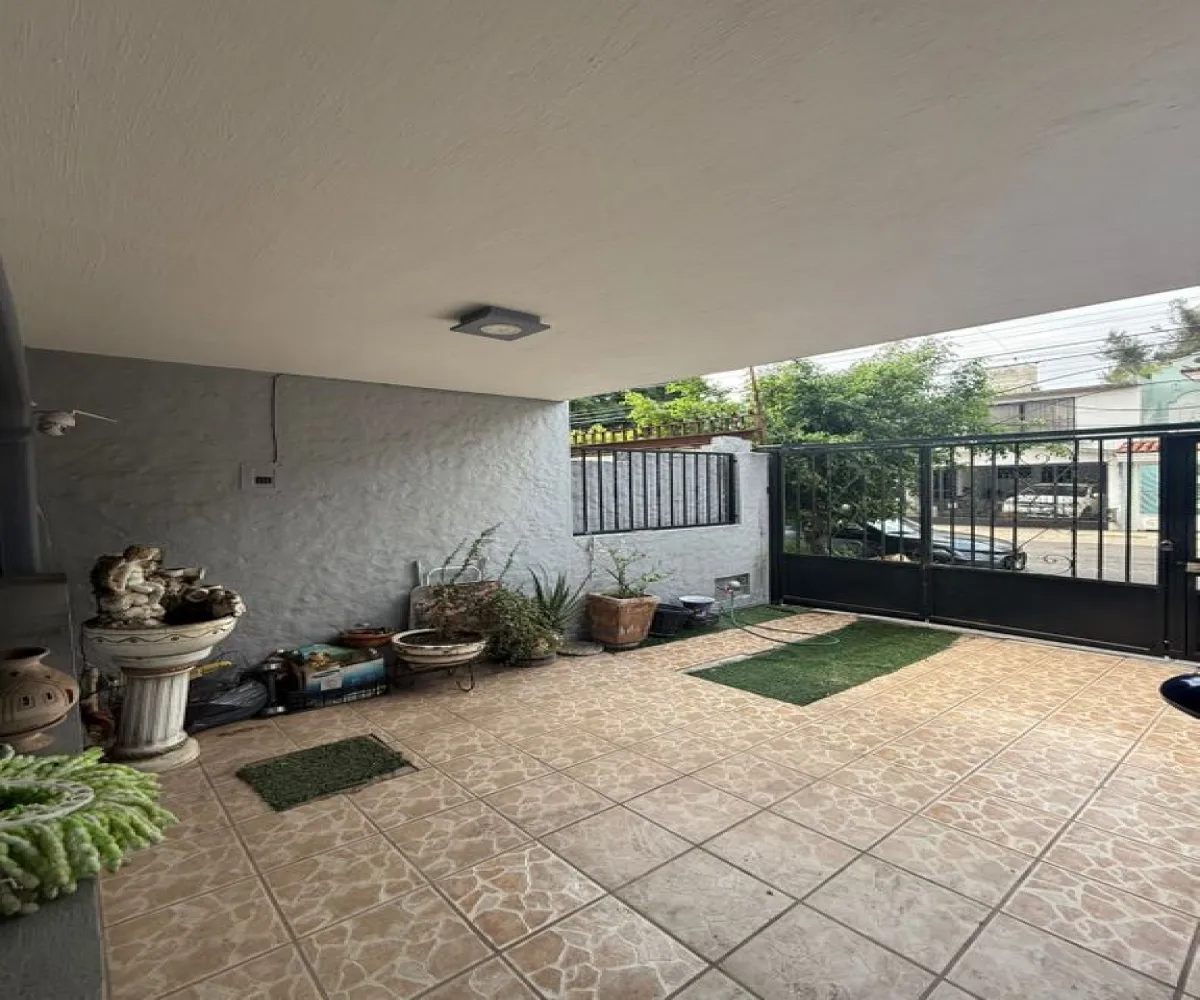 Casa En Venta,Tabachines,Paseo de Las Secoyas 1305, Zapopan, Jalisco 45188, 1 Cuarto,1 Baño,Paseo de Las Secoyas,1,pvpbmvI