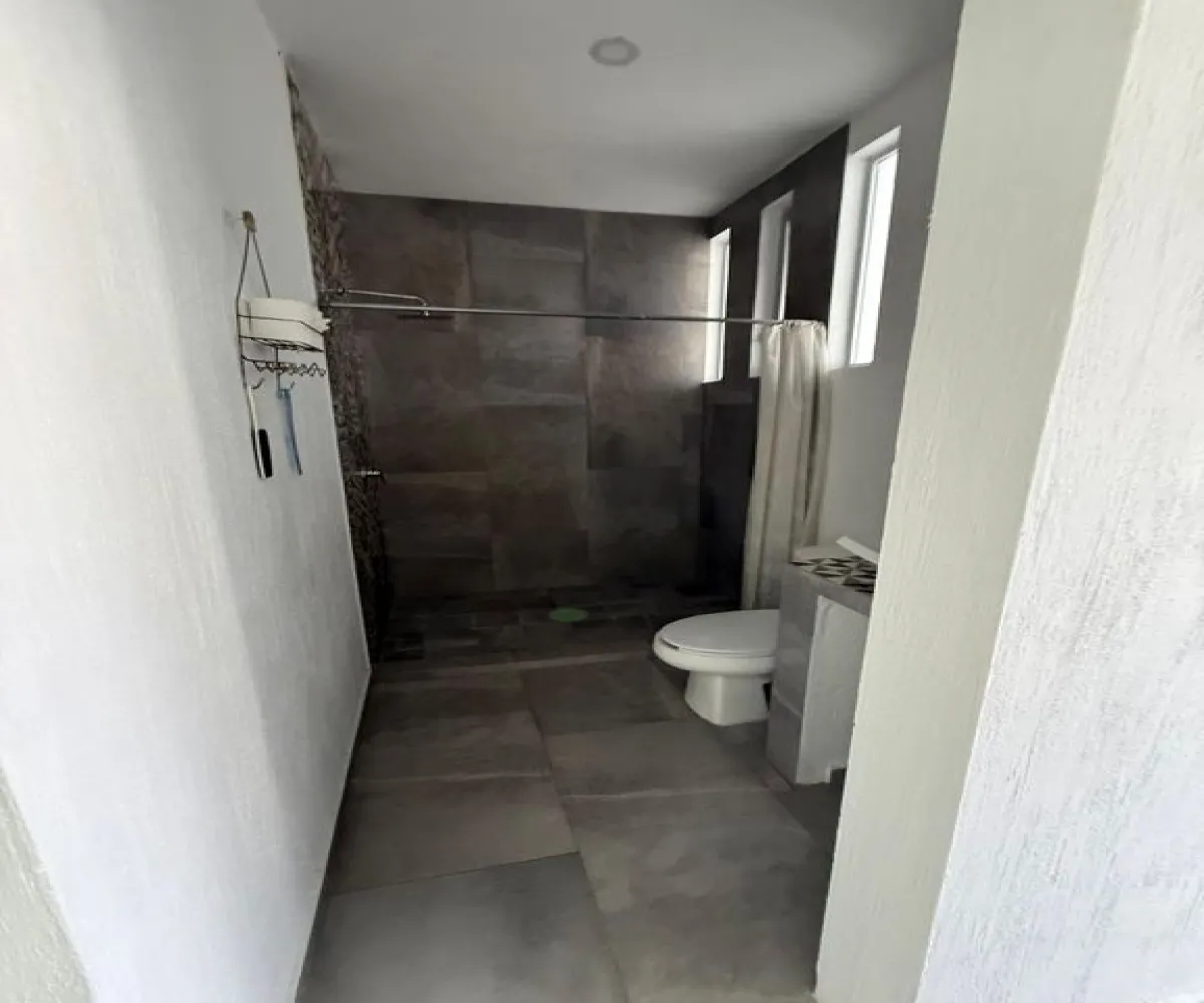 Casa En Venta,Jardines de Santa Isabel,De La Angostura 381, Guadalajara, Jalisco 44300, 4 Habitaciones,3 Baños,De La Angostura,1,pygGWT7
