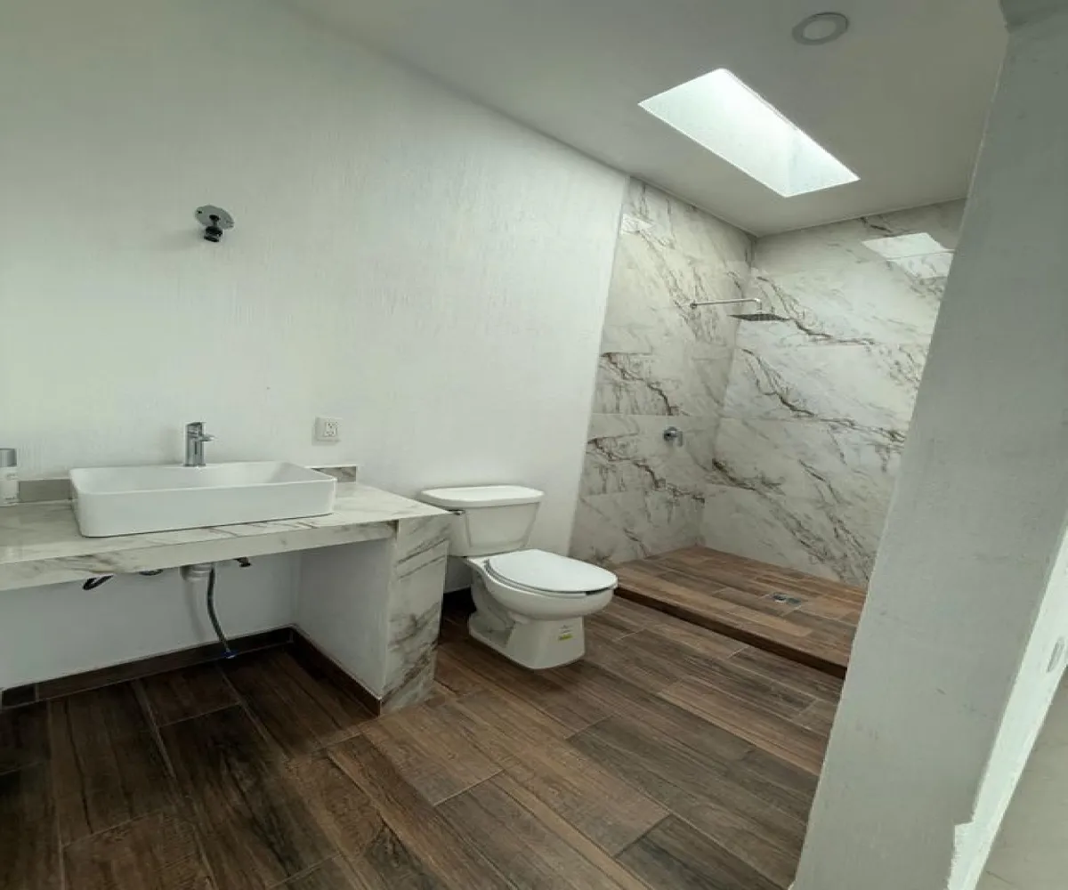 Casa En Venta,Jardines de Santa Isabel,De La Angostura 381, Guadalajara, Jalisco 44300, 4 Habitaciones,3 Baños,De La Angostura,1,pygGWT7