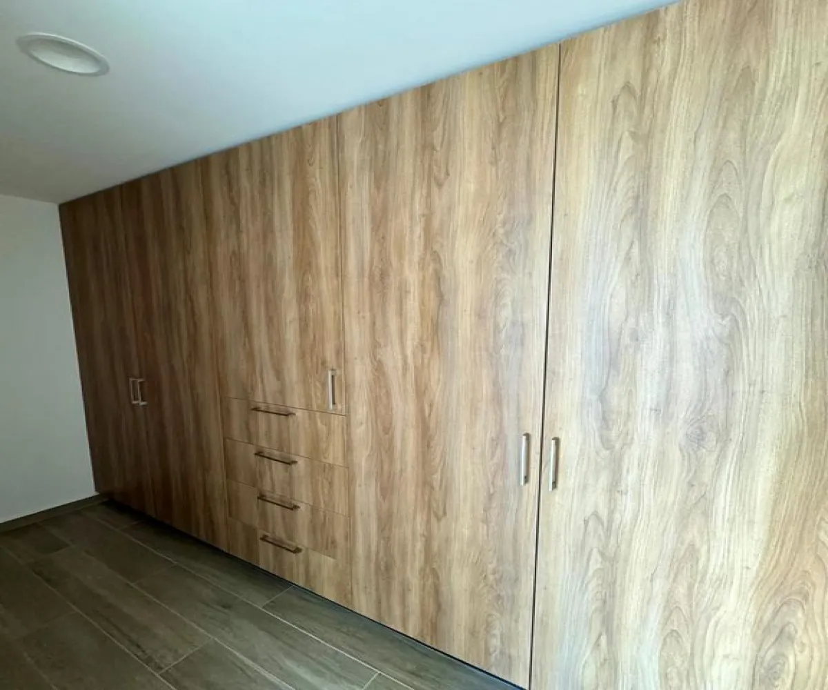 Departamento En Venta,Ladron De Guevara,Avenida Miguel Hidalgo y Costilla 603, Guadalajara, Jalisco 44600, 2 Habitaciones,2 Baños,Avenida Miguel Hidalgo y Costilla,1,pAgKwuJ