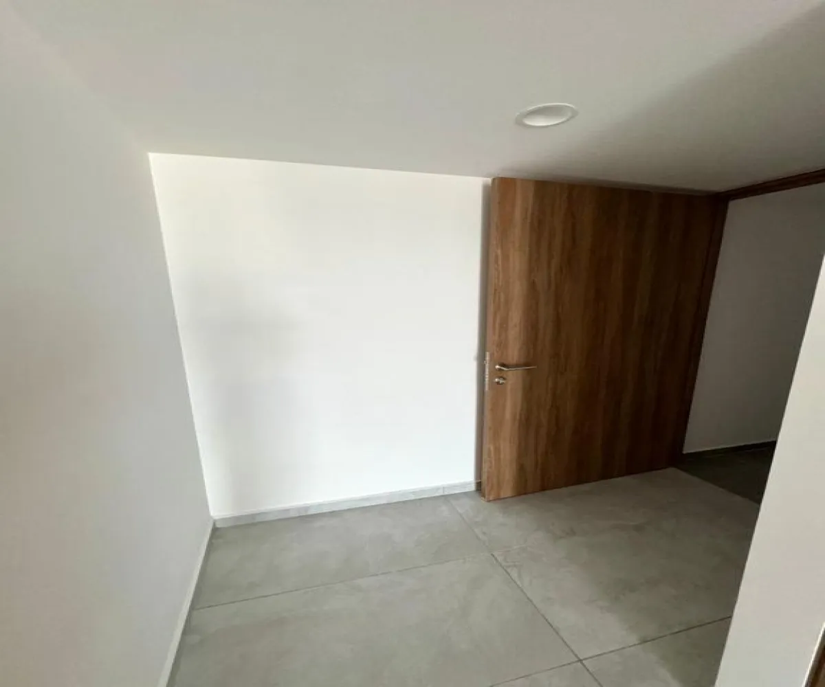 Departamento En Venta,Ladron De Guevara,Avenida Miguel Hidalgo y Costilla 603, Guadalajara, Jalisco 44600, 2 Habitaciones,2 Baños,Avenida Miguel Hidalgo y Costilla,1,pAgKwuJ