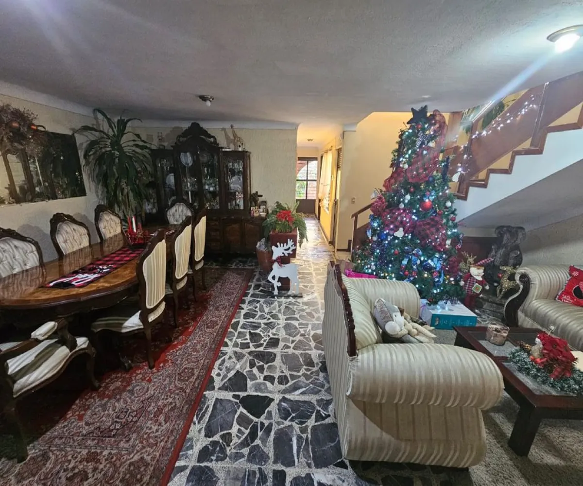 Casa En Venta,Lomas de Zapopan,Avenida de la Mancha 324, Zapopan, Jalisco 45130, 4 Habitaciones,2 Baños,Avenida de la Mancha,2,pGi3VRI