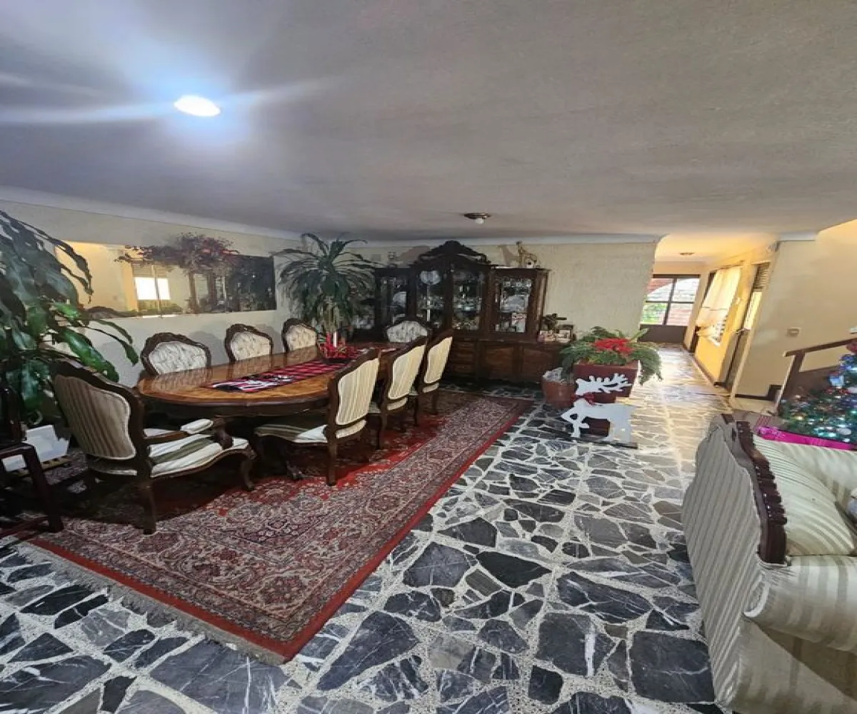 Casa En Venta,Lomas de Zapopan,Avenida de la Mancha 324, Zapopan, Jalisco 45130, 4 Habitaciones,2 Baños,Avenida de la Mancha,2,pGi3VRI