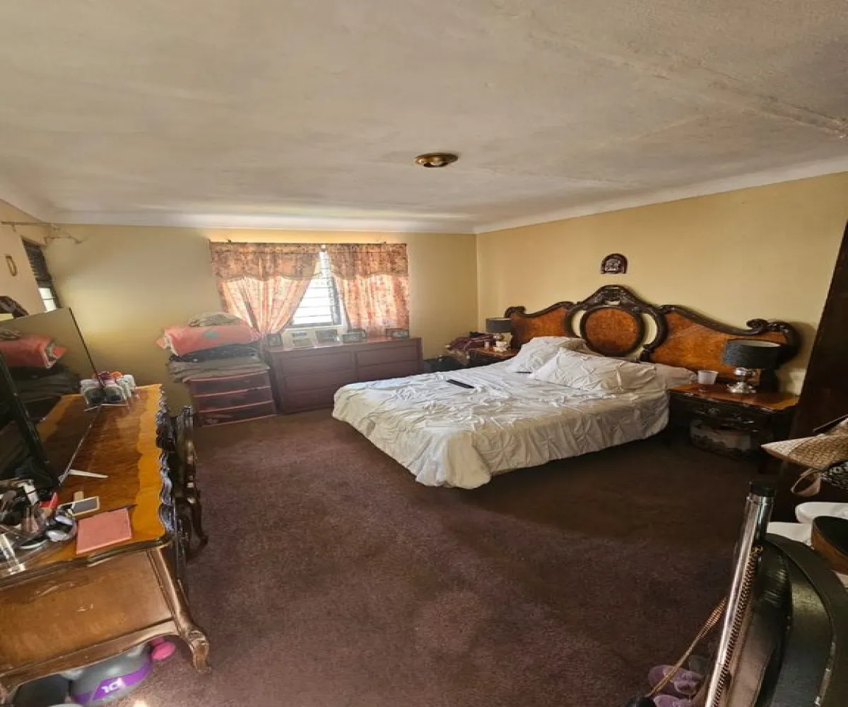 Casa En Venta,Lomas de Zapopan,Avenida de la Mancha 324, Zapopan, Jalisco 45130, 4 Habitaciones,2 Baños,Avenida de la Mancha,2,pGi3VRI