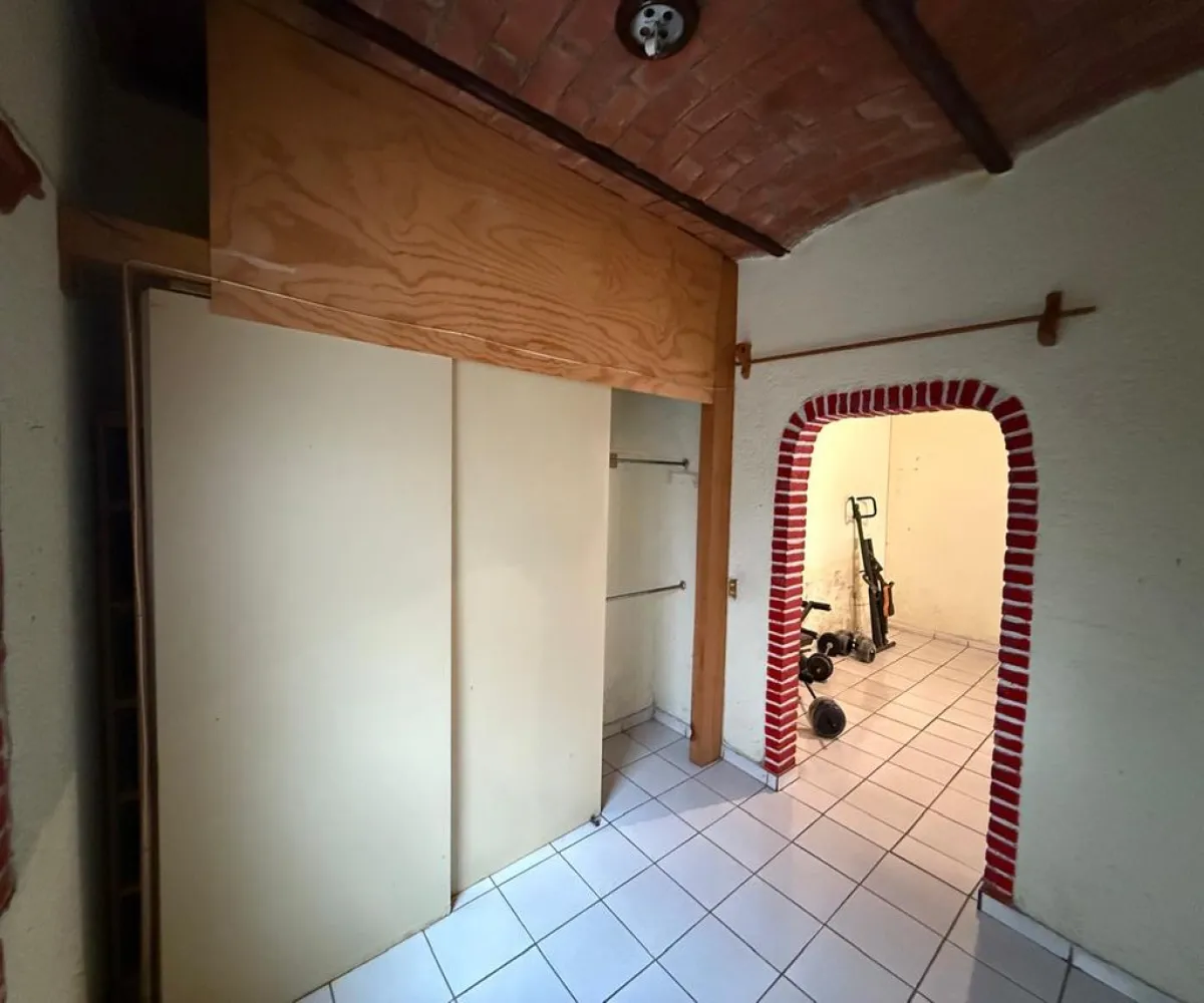 Casa En Venta,Santa Elena de La Cruz,Evora 1755, Guadalajara, Jalisco 44230, 6 Habitaciones,2 Baños,Evora,1,pf2Uj7T