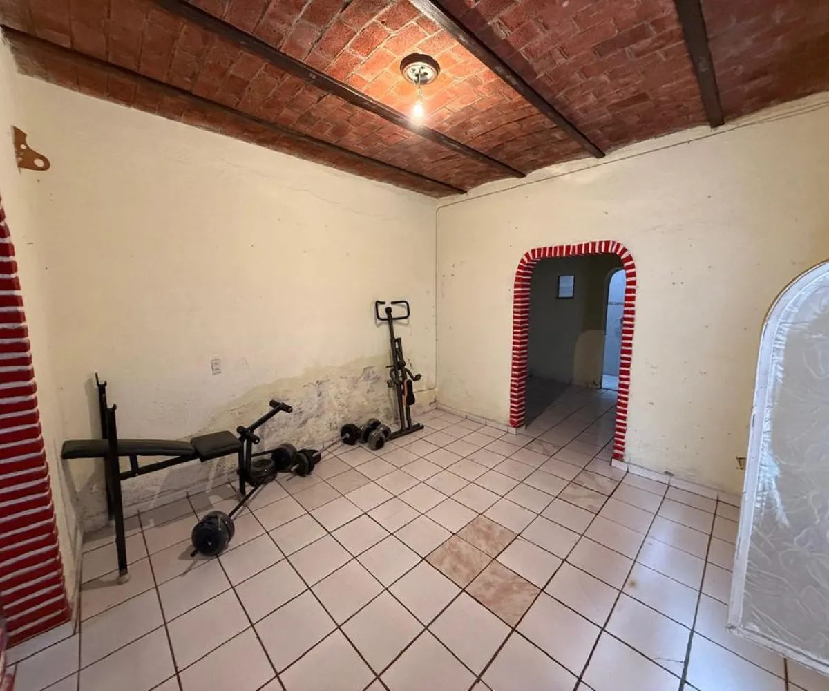 Casa En Venta,Santa Elena de La Cruz,Evora 1755, Guadalajara, Jalisco 44230, 6 Habitaciones,2 Baños,Evora,1,pf2Uj7T