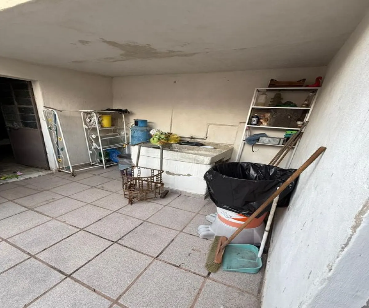 Casa En Venta,Santa Elena de La Cruz,Evora 1755, Guadalajara, Jalisco 44230, 6 Habitaciones,2 Baños,Evora,1,pf2Uj7T