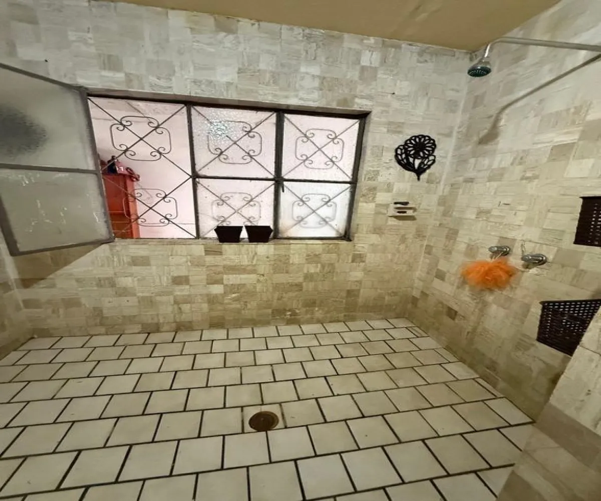 Casa En Venta,Santa Elena de La Cruz,Evora 1755, Guadalajara, Jalisco 44230, 6 Habitaciones,2 Baños,Evora,1,pf2Uj7T