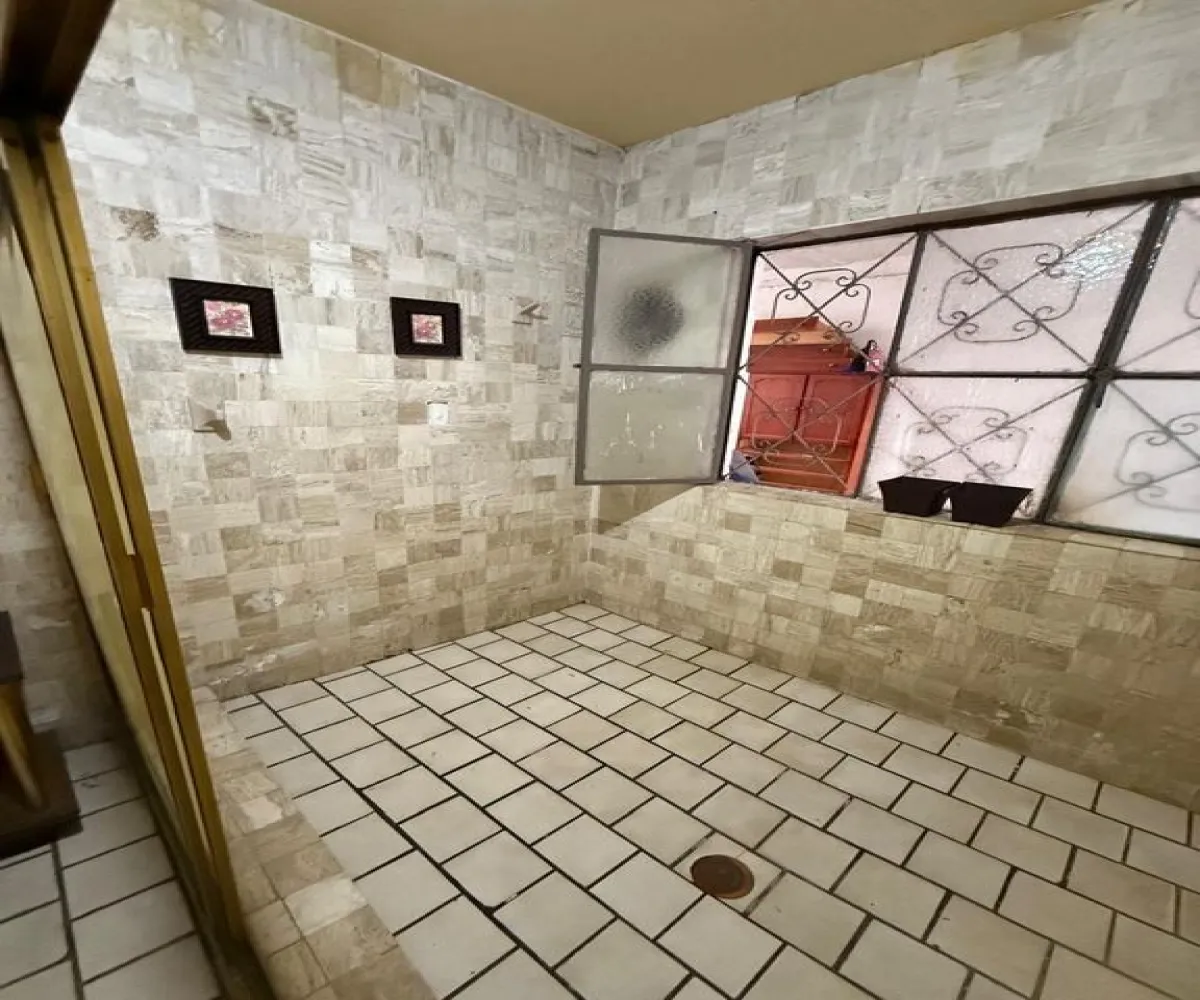 Casa En Venta,Santa Elena de La Cruz,Evora 1755, Guadalajara, Jalisco 44230, 6 Habitaciones,2 Baños,Evora,1,pf2Uj7T