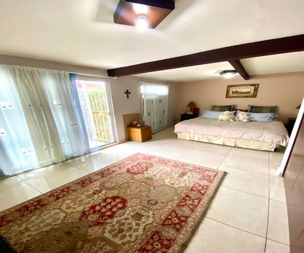 Casa En Venta,Fracc Real Del Sol,Avenida Estrella 10, Tlajomulco de Zúñiga, Jalisco 45640, 5 Habitaciones,3 Baños,Avenida Estrella,3,pCoaJeO