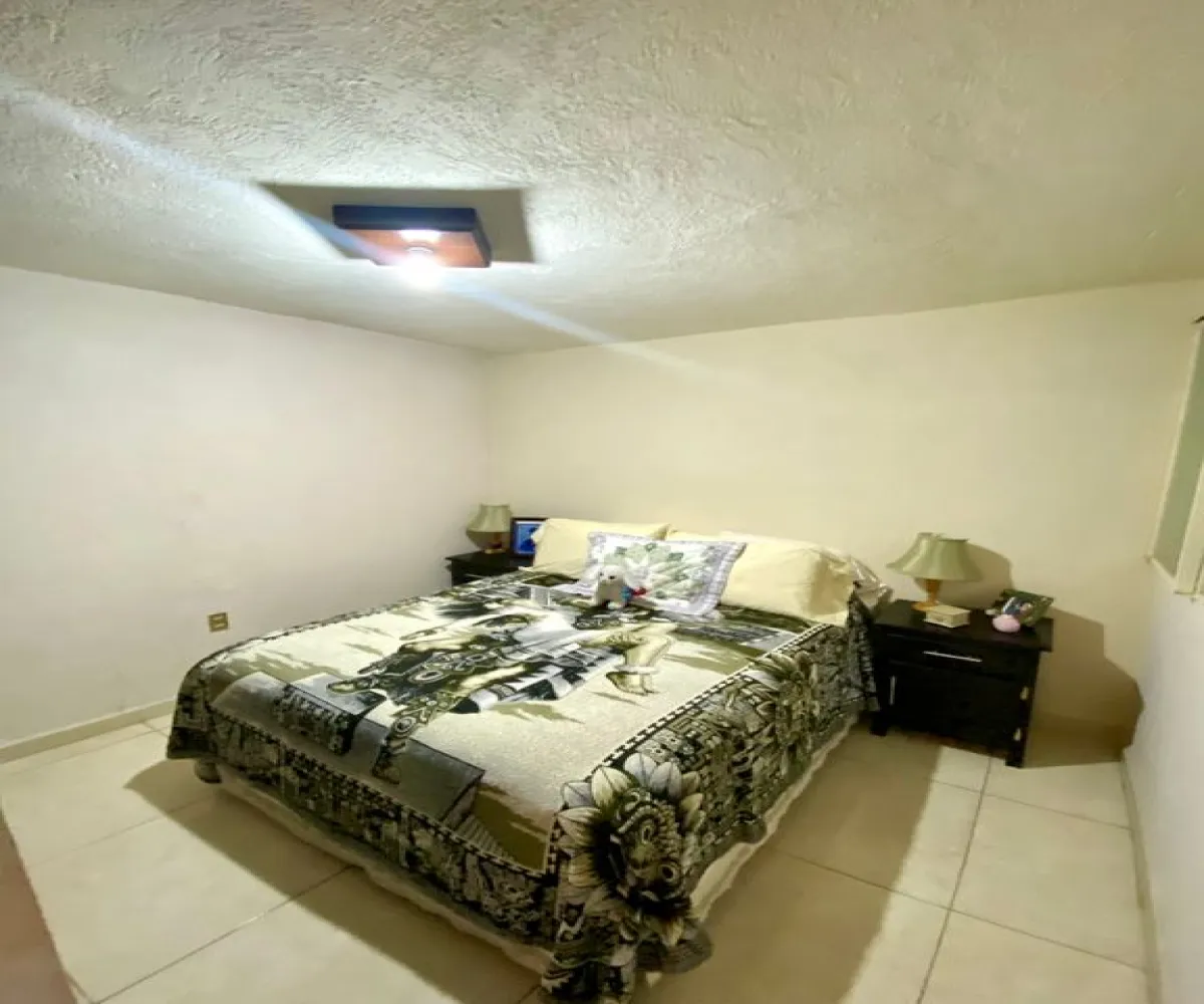 Casa En Venta,Fracc Real Del Sol,Avenida Estrella 10, Tlajomulco de Zúñiga, Jalisco 45640, 5 Habitaciones,3 Baños,Avenida Estrella,3,pCoaJeO