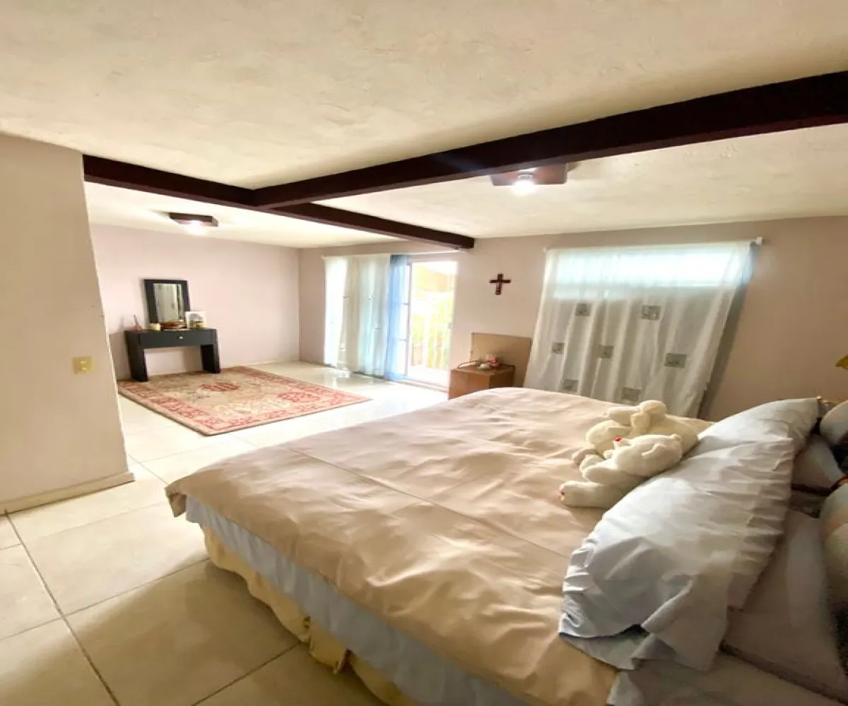 Casa En Venta,Fracc Real Del Sol,Avenida Estrella 10, Tlajomulco de Zúñiga, Jalisco 45640, 5 Habitaciones,3 Baños,Avenida Estrella,3,pCoaJeO