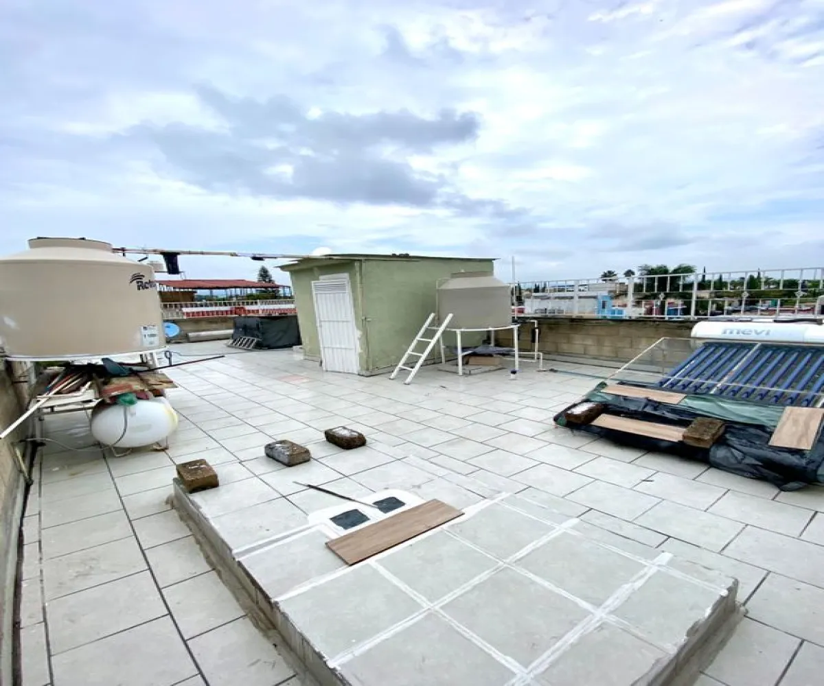 Casa En Venta,Fracc Real Del Sol,Avenida Estrella 10, Tlajomulco de Zúñiga, Jalisco 45640, 5 Habitaciones,3 Baños,Avenida Estrella,3,pCoaJeO