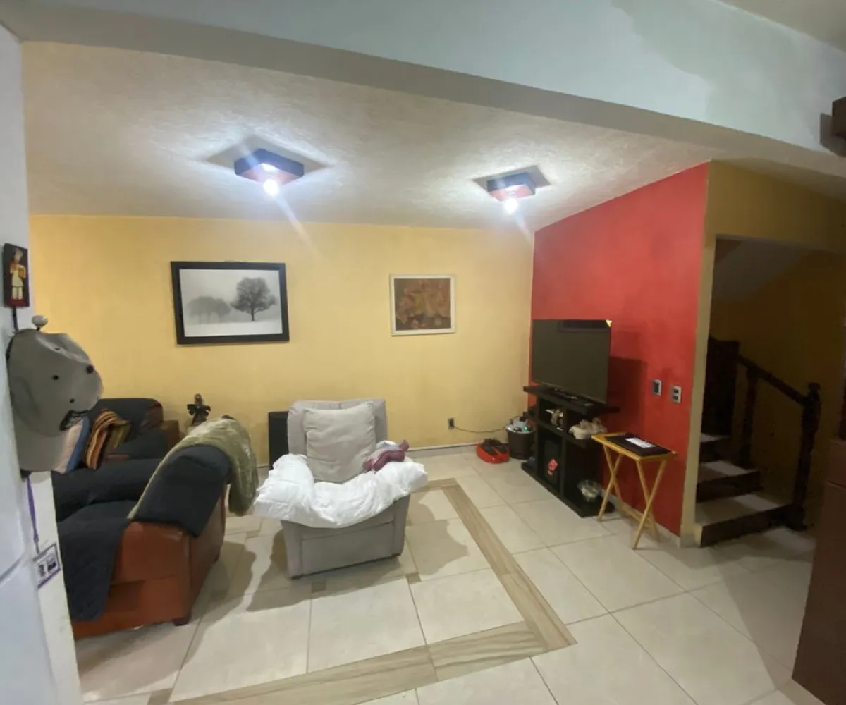 Casa En Venta,Fracc Real Del Sol,Avenida Estrella 10, Tlajomulco de Zúñiga, Jalisco 45640, 5 Habitaciones,3 Baños,Avenida Estrella,3,pCoaJeO