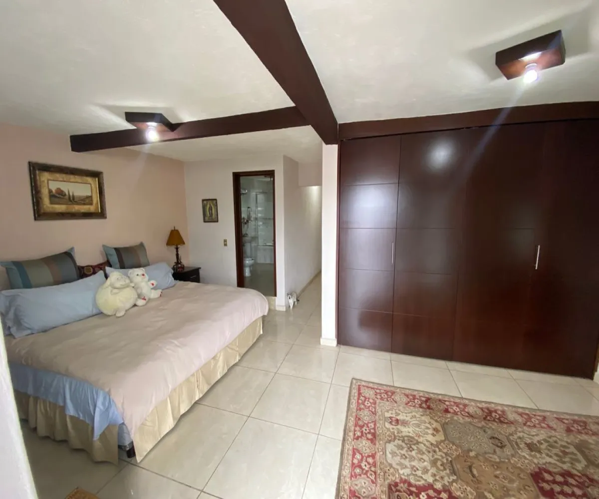 Casa En Venta,Fracc Real Del Sol,Avenida Estrella 10, Tlajomulco de Zúñiga, Jalisco 45640, 5 Habitaciones,3 Baños,Avenida Estrella,3,pCoaJeO