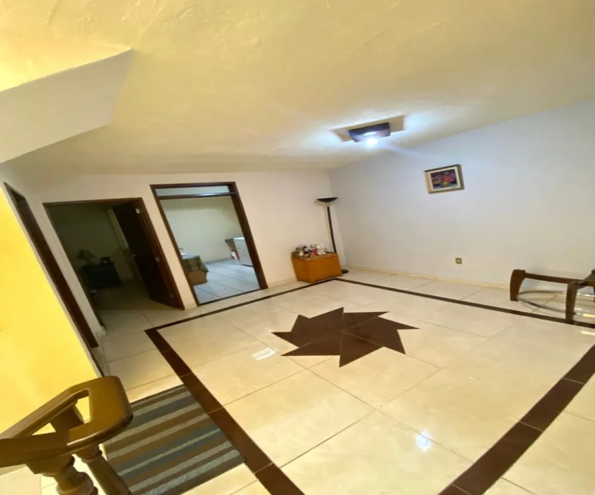Casa En Venta,Fracc Real Del Sol,Avenida Estrella 10, Tlajomulco de Zúñiga, Jalisco 45640, 5 Habitaciones,3 Baños,Avenida Estrella,3,pCoaJeO
