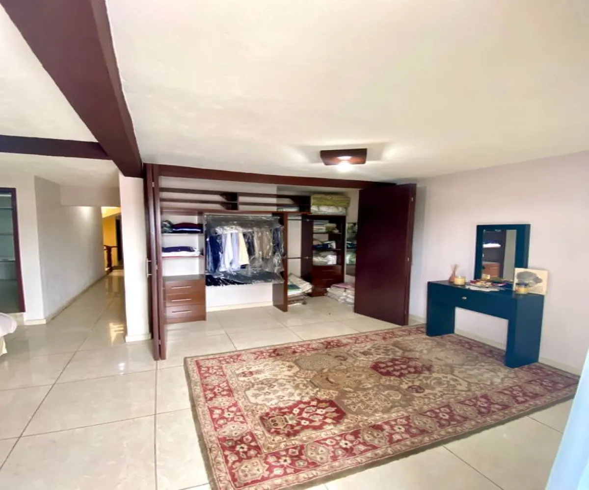 Casa En Venta,Fracc Real Del Sol,Avenida Estrella 10, Tlajomulco de Zúñiga, Jalisco 45640, 5 Habitaciones,3 Baños,Avenida Estrella,3,pCoaJeO