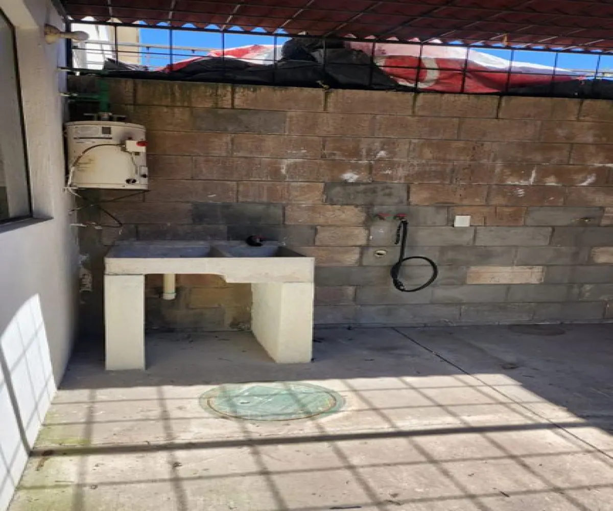 Casa En Venta,fraccionamiento vista sur residencial,Avenida Vista Oriente 1614 248, Tlajomulco de Zúñiga, Jalisco 45640, 2 Habitaciones,1 Baño,Avenida Vista Oriente,1,poSvzrk