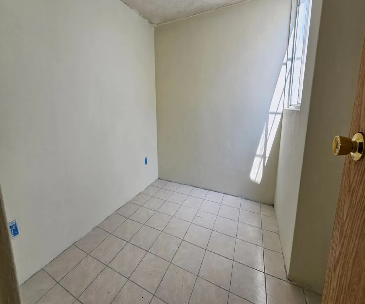 Casa En Venta,Balcones de Santa Anita,Nuestra Señora del Sagrado Corazón 12, Tlajomulco de Zúñiga, Jalisco 45645, 3 Habitaciones,2 Baños,Nuestra Señora del Sagrado Corazón,2,ptyivxM