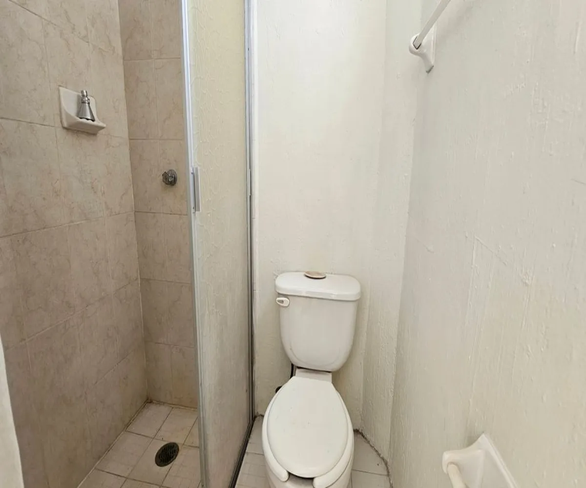 Casa En Venta,Balcones de Santa Anita,Nuestra Señora del Sagrado Corazón 12, Tlajomulco de Zúñiga, Jalisco 45645, 3 Habitaciones,2 Baños,Nuestra Señora del Sagrado Corazón,2,ptyivxM