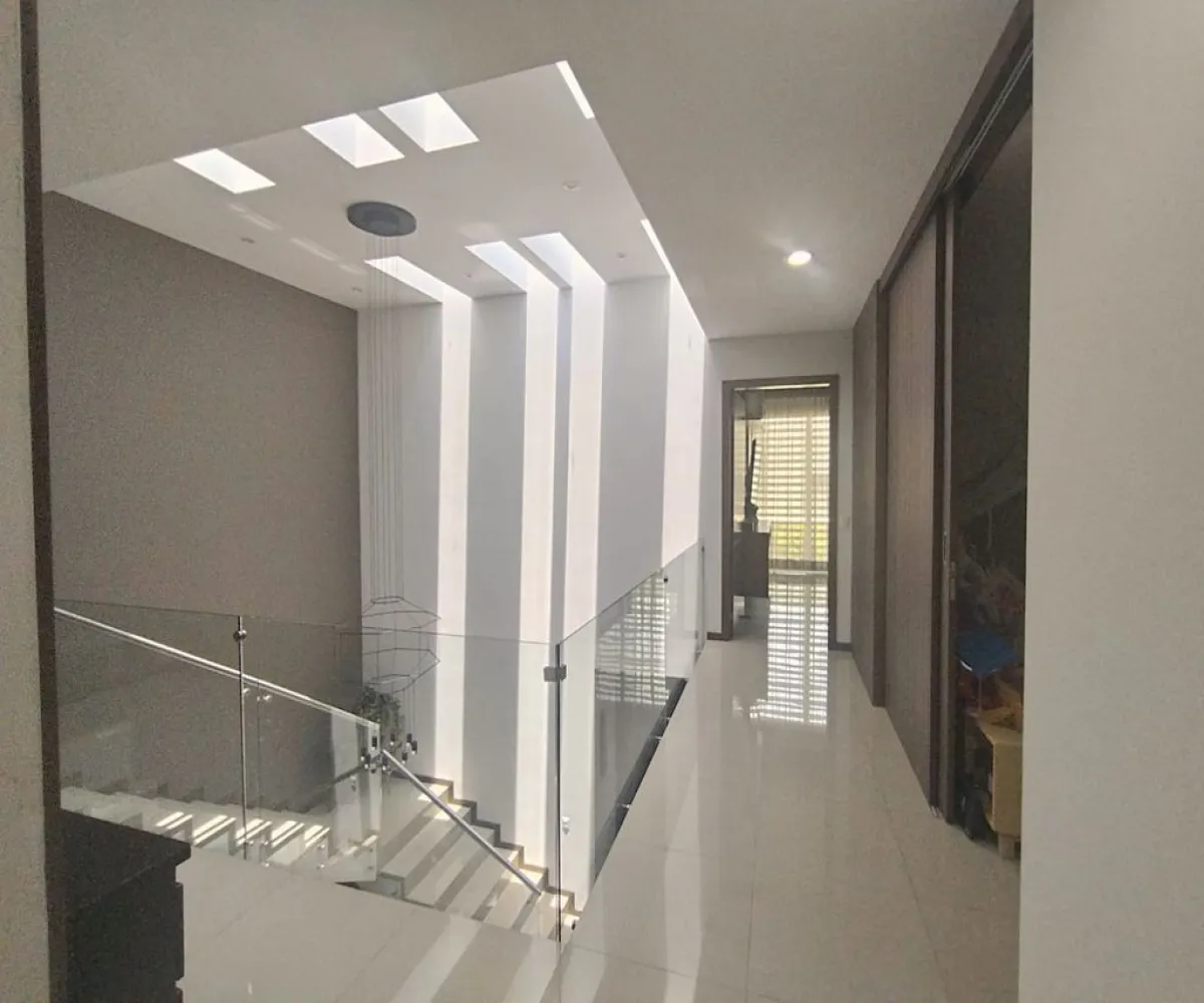 Casa En Venta,San Juan de Ocotán,Avenida Verona 7500 b46, Zapopan, Jalisco 45110, 4 Habitaciones,4 Baños,Avenida Verona,2,pSeym2M