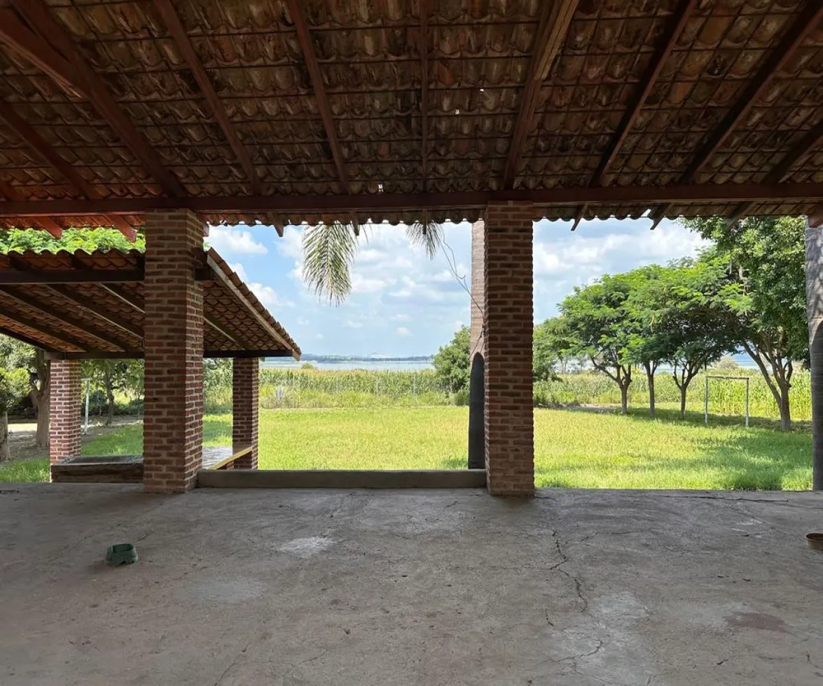 En Venta,San Juan Evangelista,Carr. San Juan Evangelista S/N, Tlajomulco de Zúñiga, Jalisco 45665, 5 Habitaciones,2 Baños,Carr. San Juan Evangelista,1,pRA26To