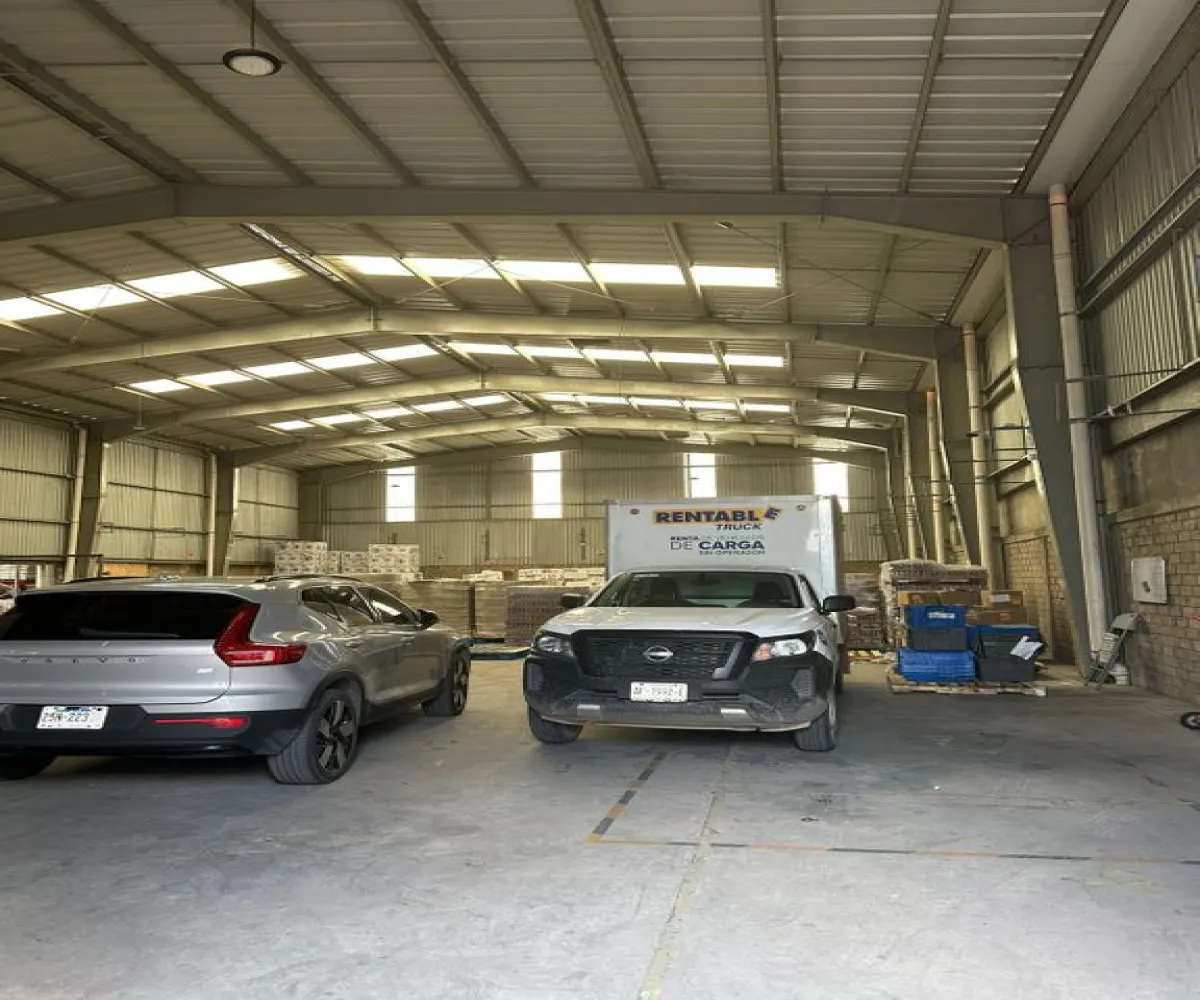 Bodega En Renta,Avenida La Llave S/N, San Pedro Tlaquepaque, Jalisco 45618,1 Baño,Avenida La Llave,1,p2pQ9K7